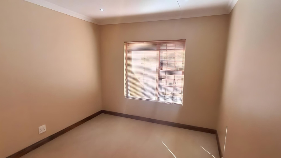 To Let 2 Bedroom Property for Rent in Wilkoppies North West